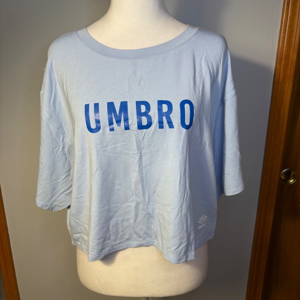 UMBRO soccer Crop sporty T Shirt Light Blue Logo Casual Athleisure Top XL